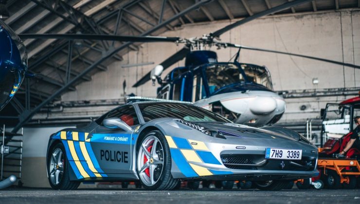 Suçlulardan alındı, polise verildi: Ferrari artık hırsız kovalayacak