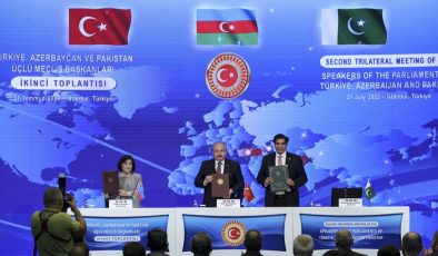 Türkiye, Azerbaycan ve Pakistan parlamento başkanları İstanbul Beyannamesi’ni imzaladı