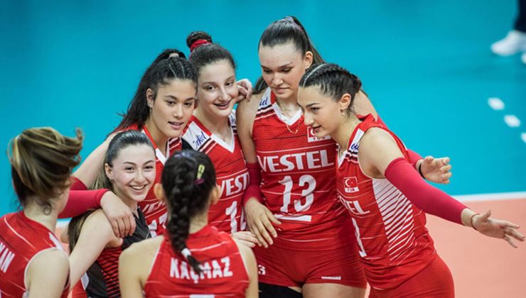 U17 Kız Voleybol Milli Takımı, Avrupa Şampiyonasında finalde