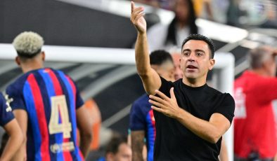 Xavi’den Lionel Messi açıklaması! Barcelona’ya geri dönecek mi?