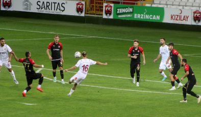 24Erzincanspor-İnegölspor maç sonucu: 2-1