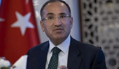 Adalet Bakanı Bozdağ’dan başörtüsü düzenlemesine ilişkin açıklama