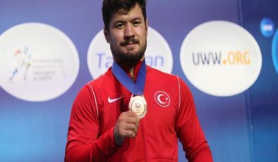 Ali Cengiz’den Dünya Şampiyonası’nda bronz madalya