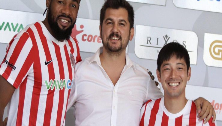 Antalyaspor 10 yeni transfer yaptı, 13 oyuncuyla yollar ayrıldı