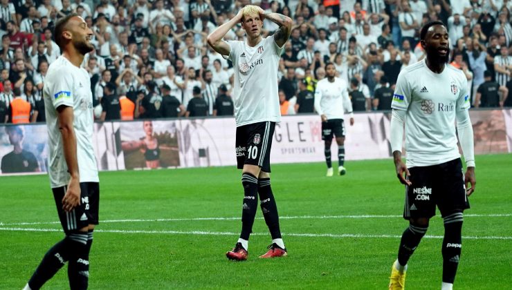 Beşiktaş dünyaları kaçırdı, 3 puanı Başakşehir kaptı!