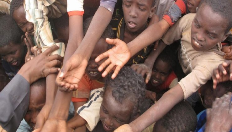 Burkina Faso’da 8 çocuk açlıktan öldü