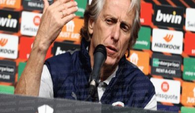 Fenerbahçe Teknik Direktörü Jorge Jesus: İyi bir skorla buradan ayrılacağız