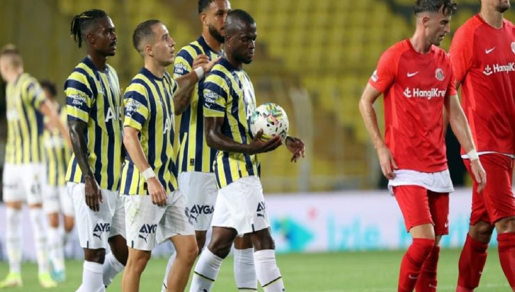 Fenerbahçe, Ümraniyespor’la berabere kaldı