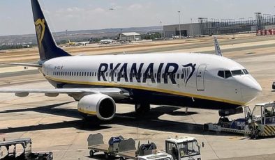 İspanya’da Ryanair havayolu şirketi çalışanları greve başladı