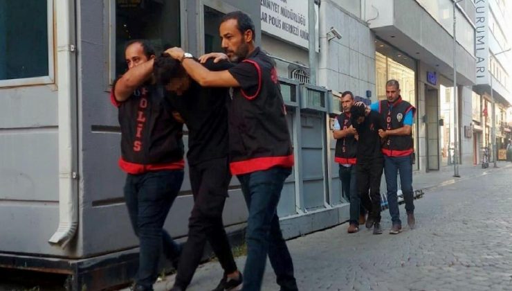 İzmir’de Kur’an-ı Kerim’e saygısızlık yapan 2 kişi tutuklandı