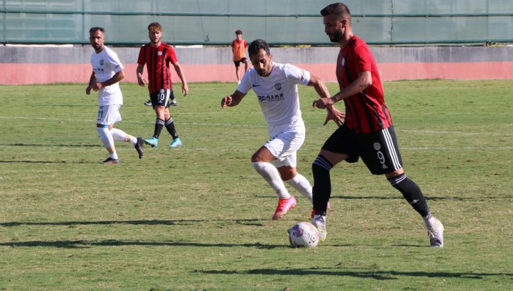 Karbel Karaköprü Belediyespor-Şile Yıldızspor: 1-1