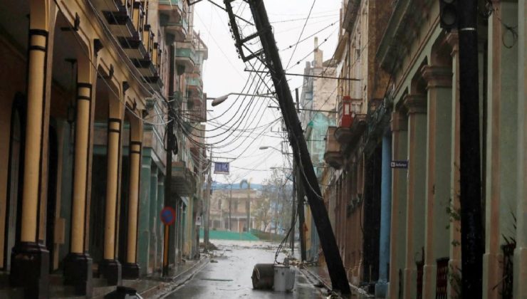 Kasırganın vurduğu Küba’nın tamamında elektrikler kesildi