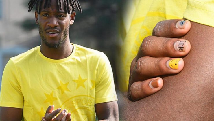 Michy Batshuayi de oje modasına uydu