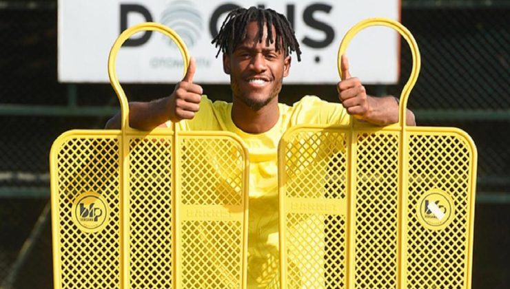 Michy Batshuayi: ‘O statta Fenerbahçe için gol atmak harika olacak’