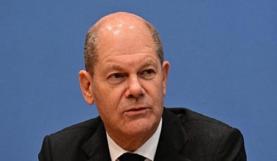 Almanya’dan ‘U’ dönüşü… talimatı  Olaf Scholz verdi!