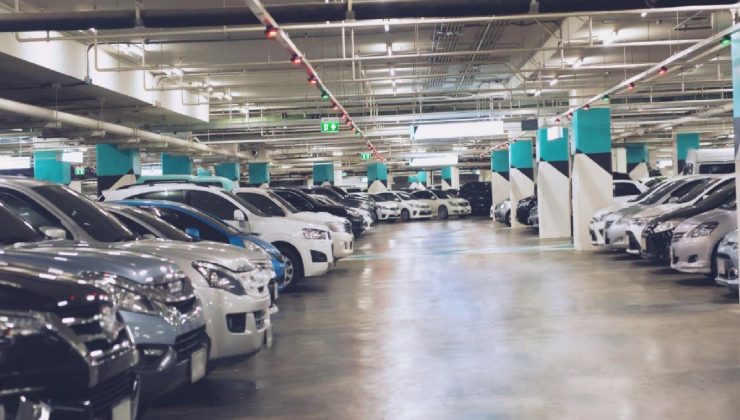 AVM’lerde otopark ücreti tartışması