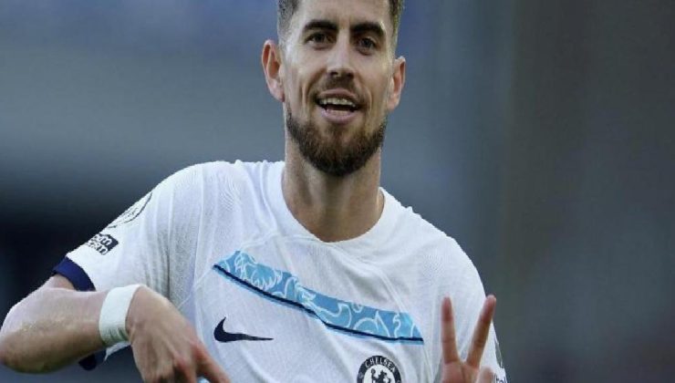 Barcelona’da Sergio Busquets’in yerine Jorginho hedefi