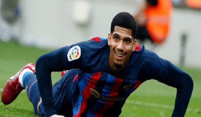 Barcelona’ya Ronald Araujo’dan kötü haber! Ameliyat olacak