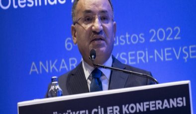 Bekir Bozdağ: Adalet yok dedikleri dosyaları bilmiyorlar