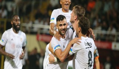 Beşiktaş, Alanyaspor ile berabere kaldı