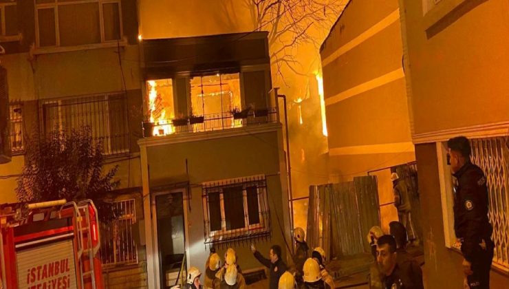 Beyoğlu’nda bir binada başlayan yangın 5 binaya sıçradı