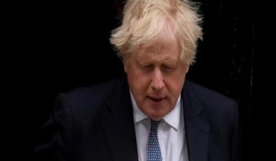 Boris Johnson düğmeye bastı! ‘Sizi sadece ben kurtarabilirim’