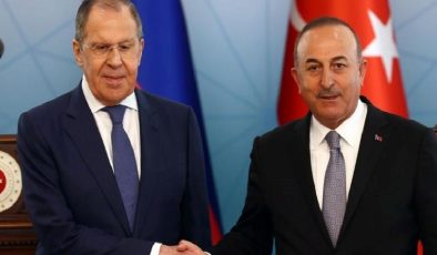 Çavuşoğlu ile Lavrov tahıl koridorunu görüştü