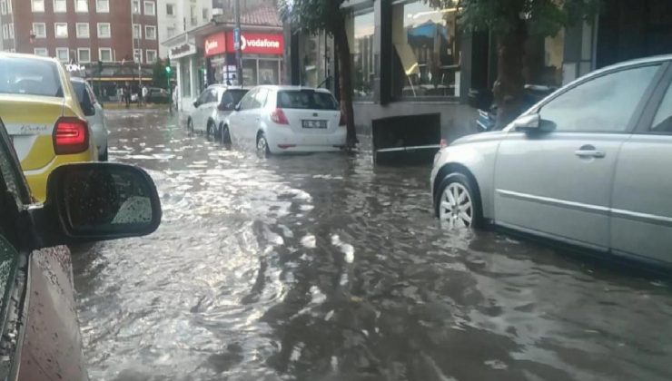 Eskişehir’de sağanak, hayatı olumsuz etkiledi