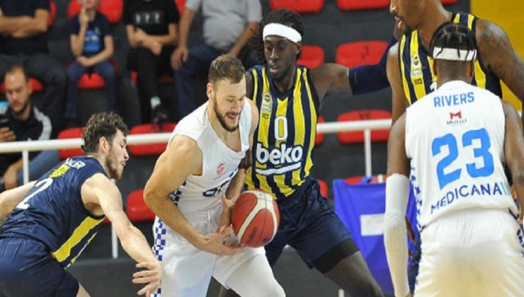 Fenerbahçe Beko 2’de 2 yaptı