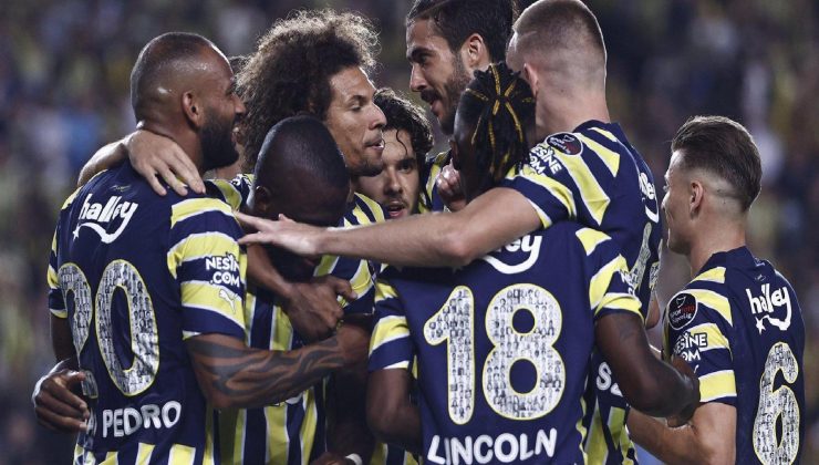 Fenerbahçe’de ilk 11 merak konusu! Yine kafalar karışabilir