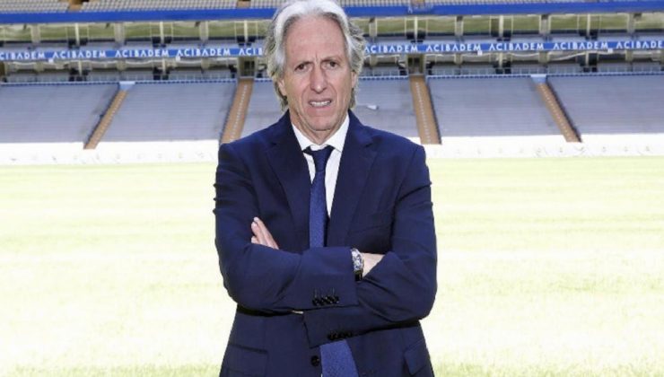 Fenerbahçe’de Jorge Jesus’un kravat inceliği