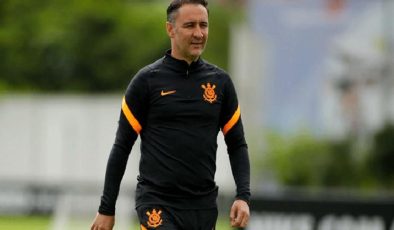 Fenerbahçe’nin eski hocası Vitor Pereira yıldız çıkarmaya devam ediyor