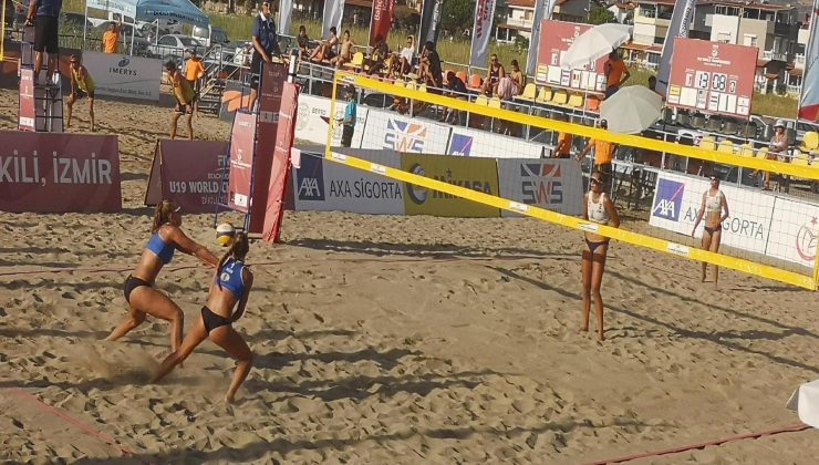 FIVB 19 Yaş Altı Plaj Voleybolu Dünya Şampiyonası Dikili’de devam ediyor