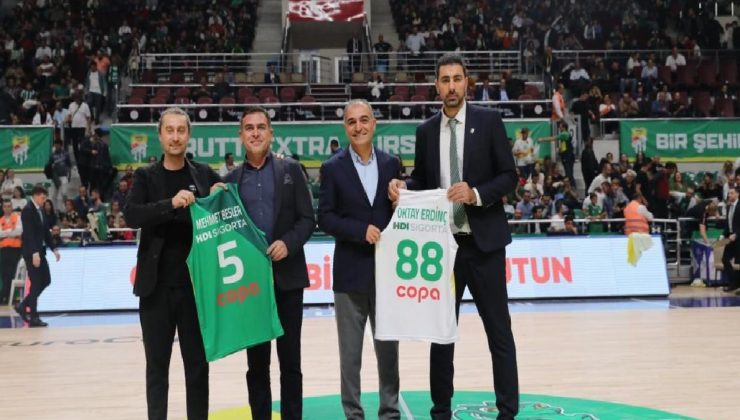 Frutti Extra Bursaspor’da yeni anlaşma için imzalar atıldı