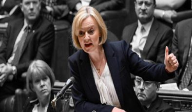 İngiltere’de siyasi kaos… Gözler Liz Truss’ta işte masadaki senaryolar