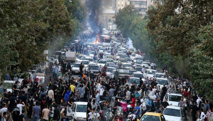 İran’da protestolara katılan 14 yabancı uyruklu tutuklandı