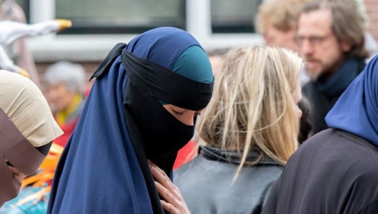 İsviçre’de burka giyenlere para cezası teklifi