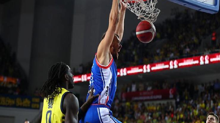 (ÖZET) Anadolu Efes-Fenerbahçe Beko maç sonucu: 71-62