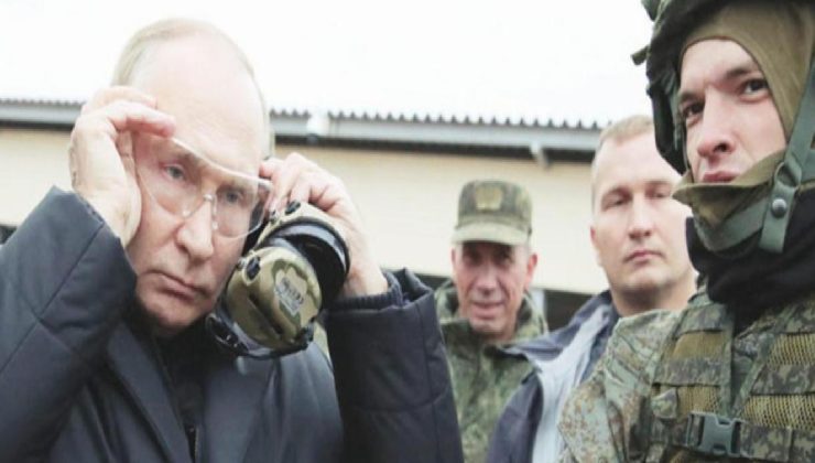 Putin’den talim ziyareti… Keskin nişancı tüfeği ile üç el ateş etti