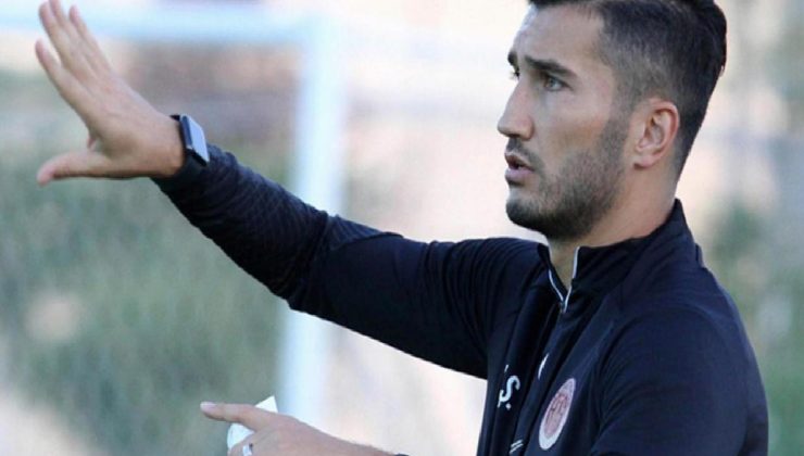 Son Dakika: Antalyaspor’da işler tersine döndü! Nuri Şahin şokta…