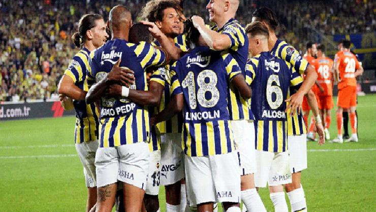 Son dakika Fenerbahçe haberi! Sarı lacivertliler rekora koşuyor