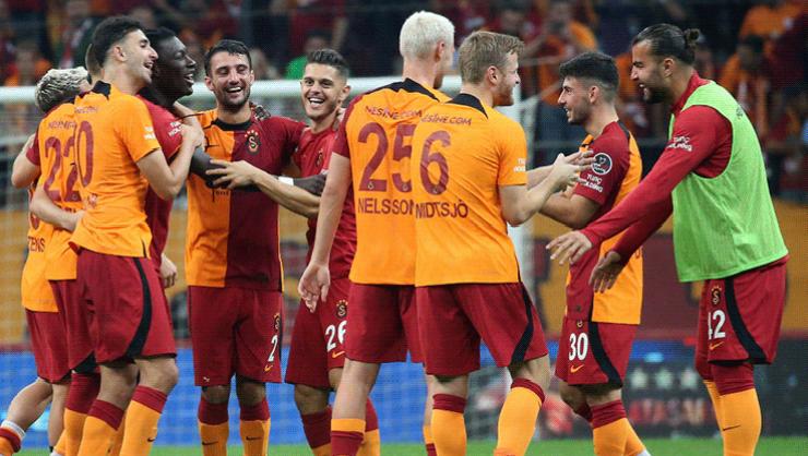 Son dakika Galatasaray haberi! Aslan zirvede başladı