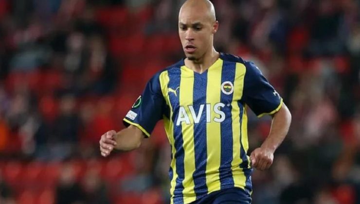 Tisserand, Fenerbahçe’de kalıyor